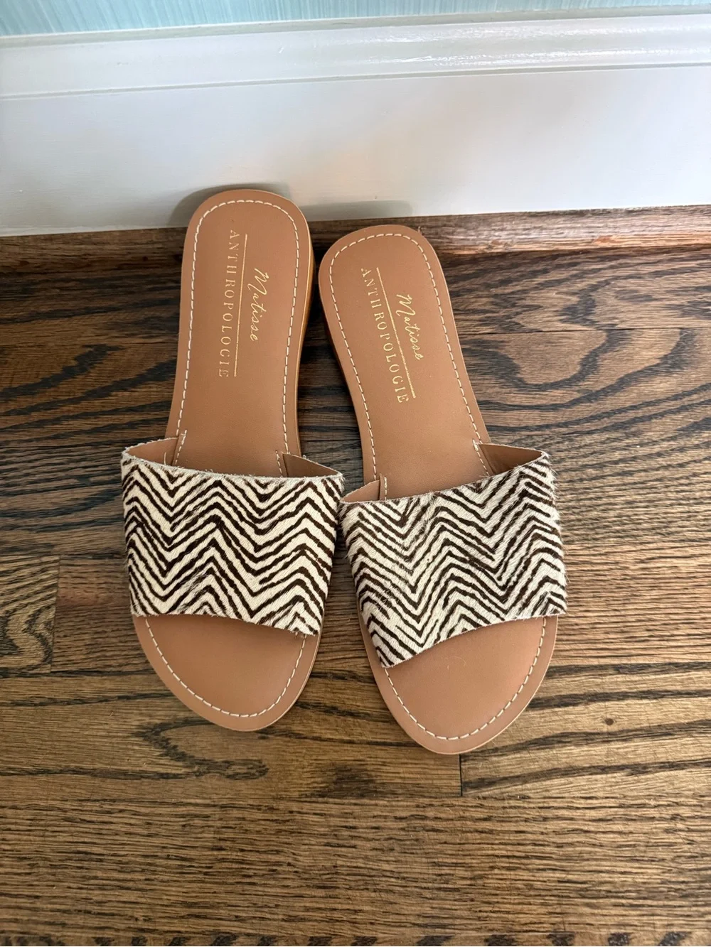 Anthropologie Melrose Chevron Slide Sandals in Tan and Black